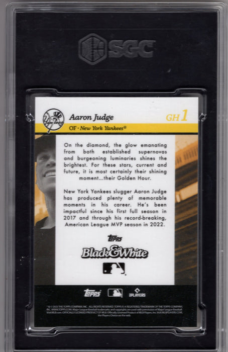 2023 Topps Black & White Aaron Judge #GHI Golden Hour /50